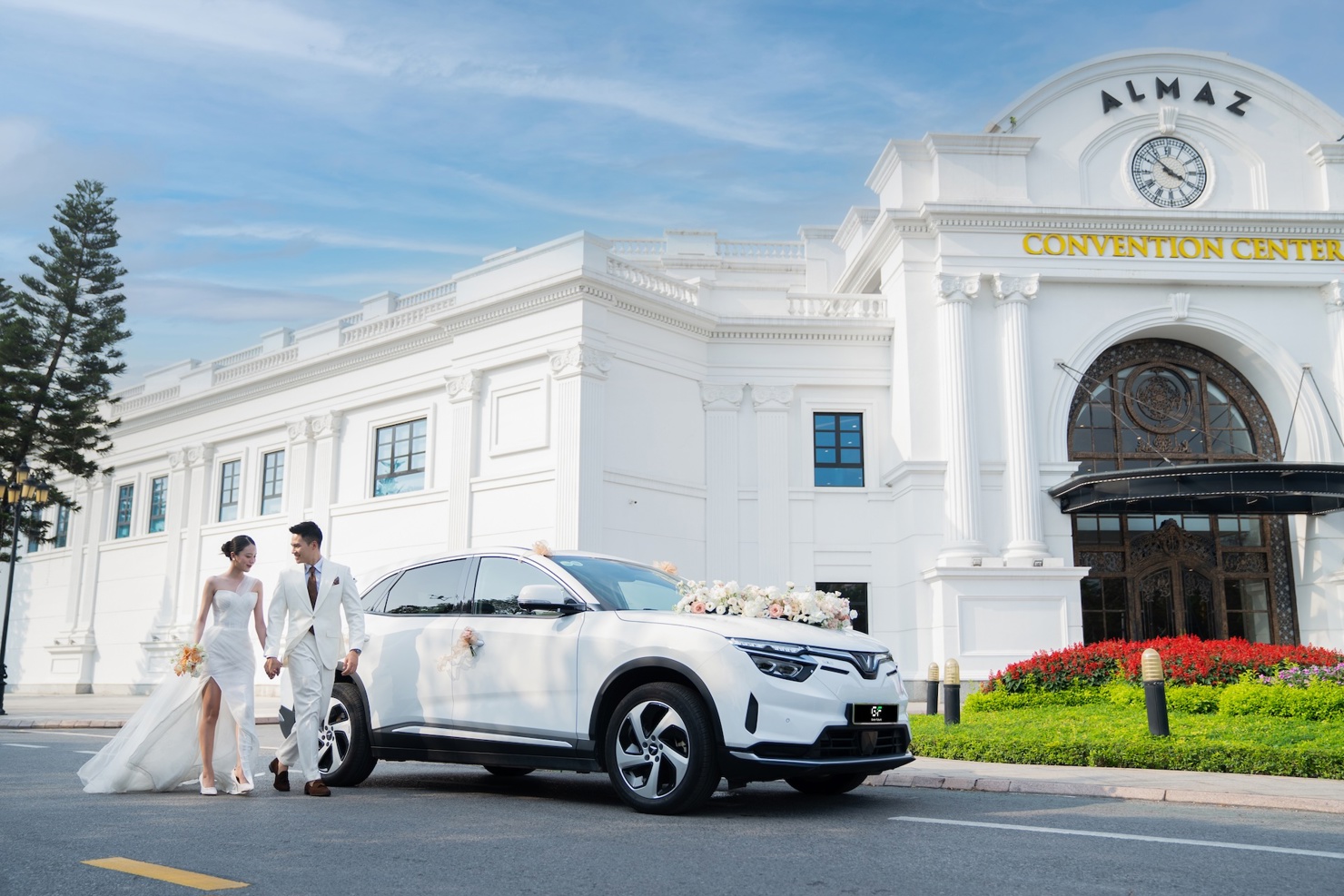 Dịch vụ trọn g&oacute;i từ Vinpearl v&agrave; Green Future sẽ mang đến cho kh&aacute;ch h&agrave;ng một giải ph&aacute;p đồng bộ, gi&uacute;p tiết kiệm thời gian v&agrave; đảm bảo sự an t&acirc;m.