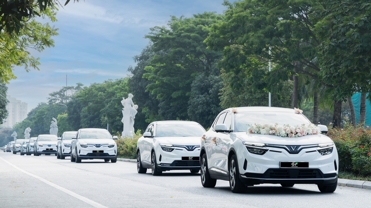 Green Future cho ra mắt dịch vụ cho thuê xe điện VinFast đón dâu.