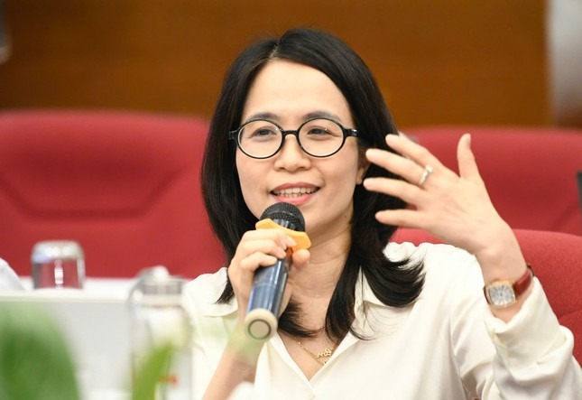 Bà Bùi Thu Thủy.