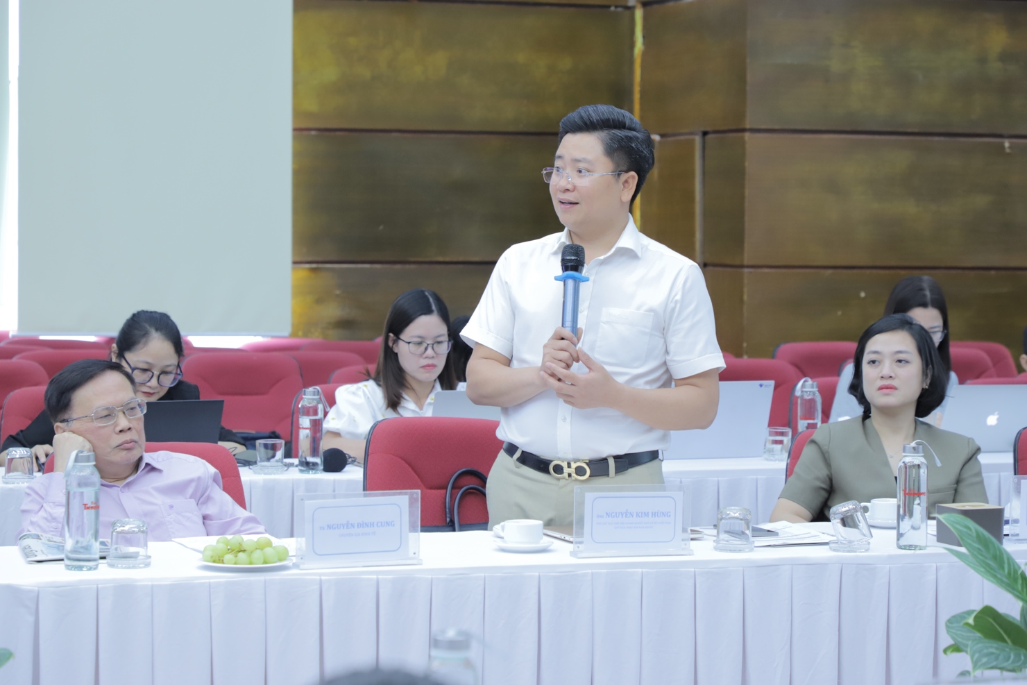 &Ocirc;ng Nguyễn Kim H&ugrave;ng - Ph&oacute; Chủ tịch Hiệp hội doanh nghiệp nhỏ v&agrave; vừa Việt Nam, Chủ tịch HĐQT Kim Nam Group.