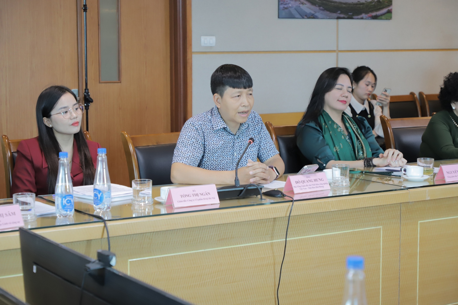 &Ocirc;ng Đỗ Quang Hưng - Ph&oacute; Tổng Gi&aacute;m đốc thứ Nhất KCN Việt Nam - Nhật Bản (Hải Ph&ograve;ng).