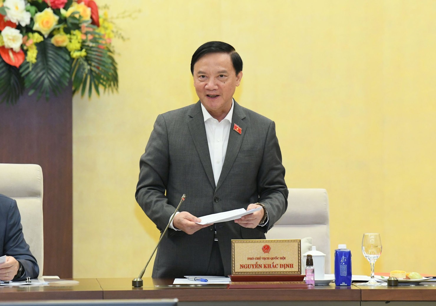 Phó Chủ tịch Quốc hội Nguyễn Khắc Định phát biểu kết luận. Ảnh: Lâm Hiển
