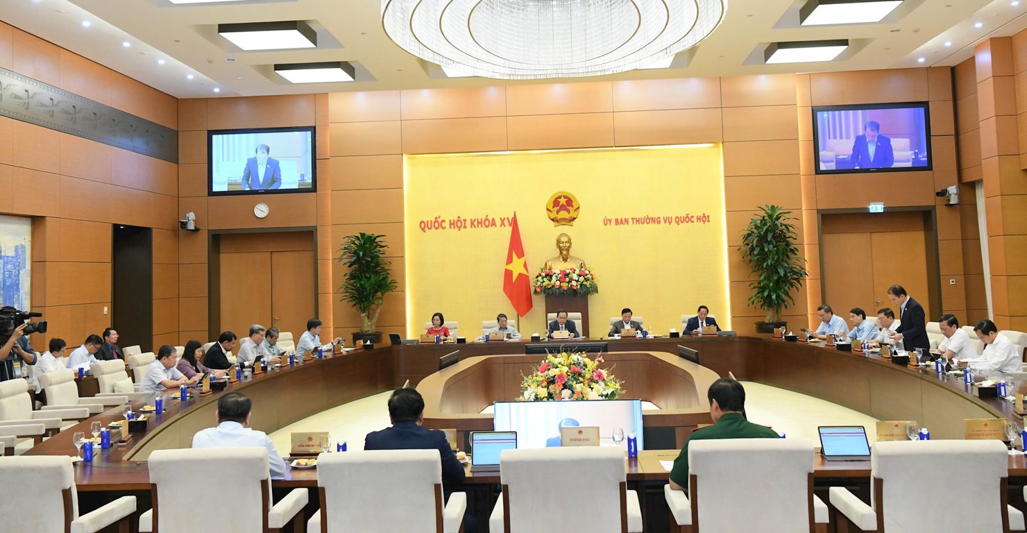 Quang cảnh phiên họp. Ảnh: Lâm Hiển