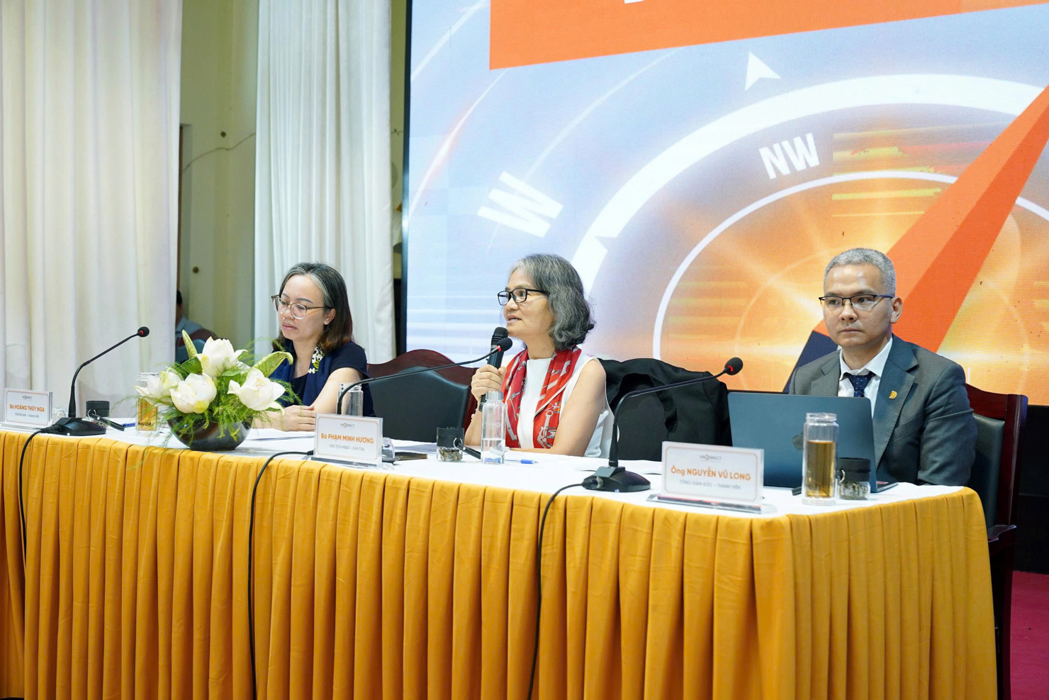 Đoàn Chủ tịch điều hành Đại hội đồng cổ đông thường niên năm 2025.