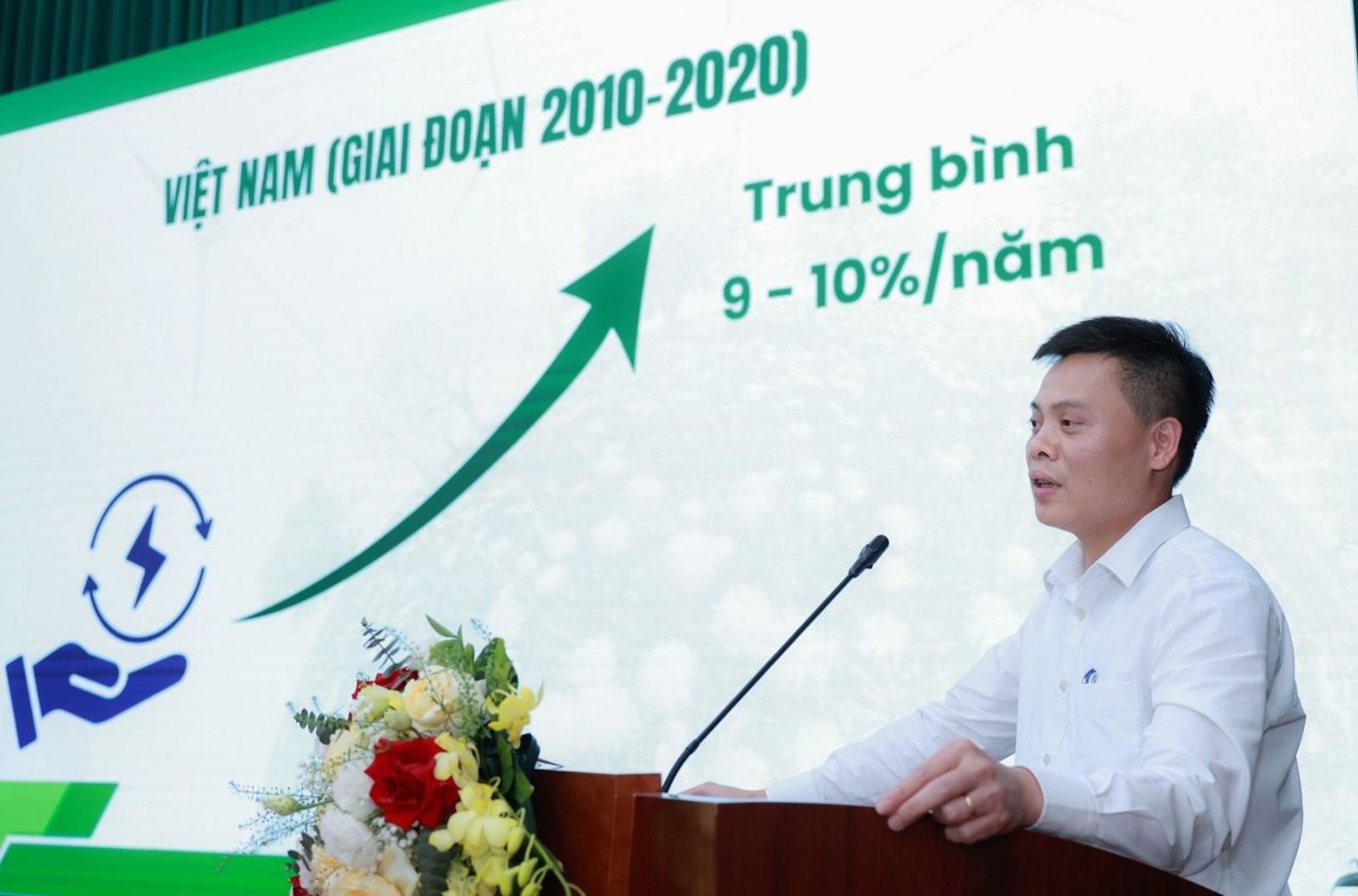 PGS.TS Đặng Trần Thọ - Viện trưởng Viện Công nghệ Năng lượng (ĐH Bách Khoa Hà Nội).