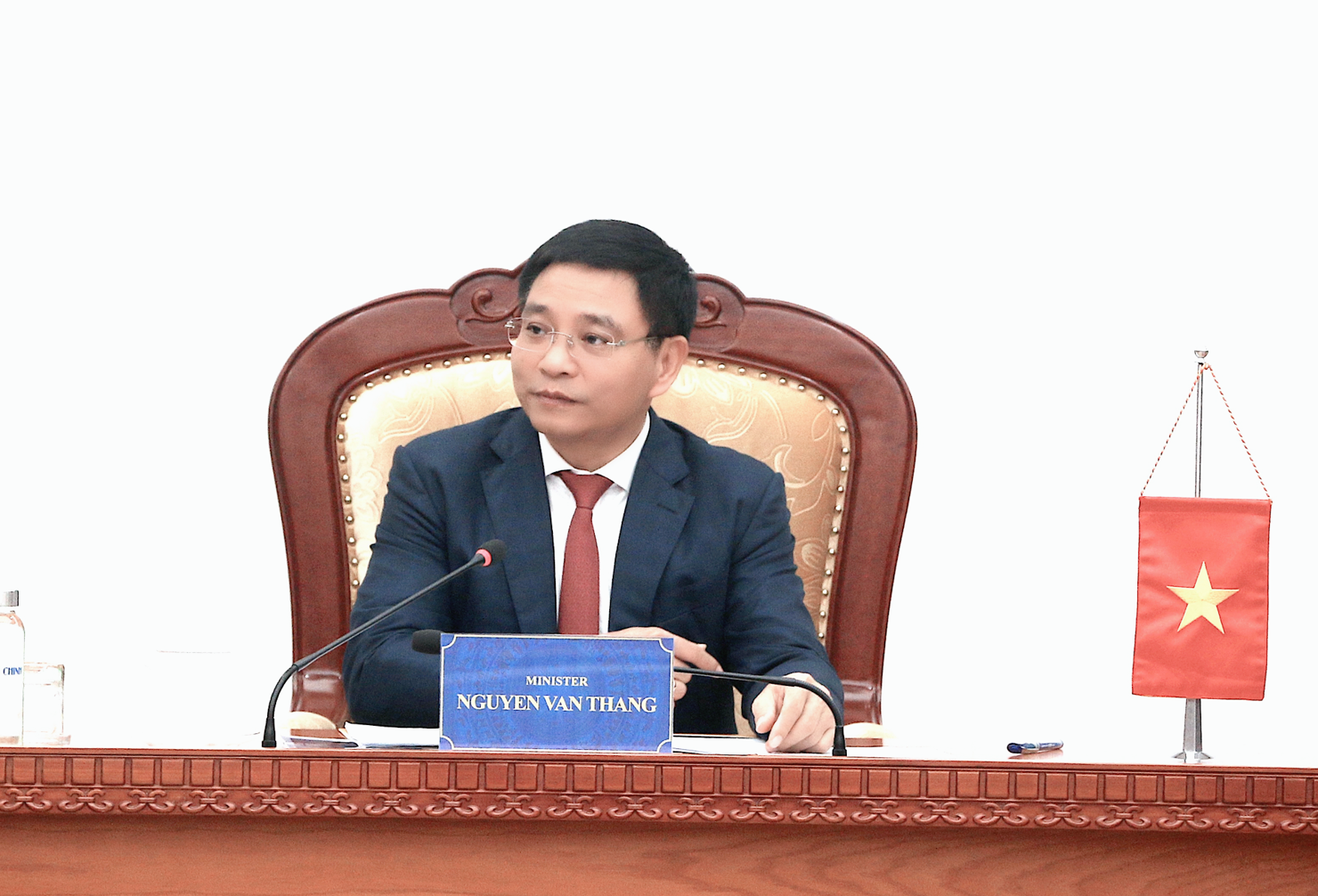 Bộ trưởng Nguyễn Văn Thắng nhận định,&nbsp;Việt Nam v&agrave; Oman tiếp tục n&acirc;ng tầm hợp t&aacute;c đầu tư l&agrave; một bước đi chiến lược.