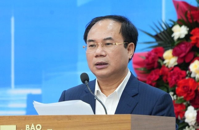 Thứ trưởng Bộ Xây dựng Nguyễn Văn Sinh.