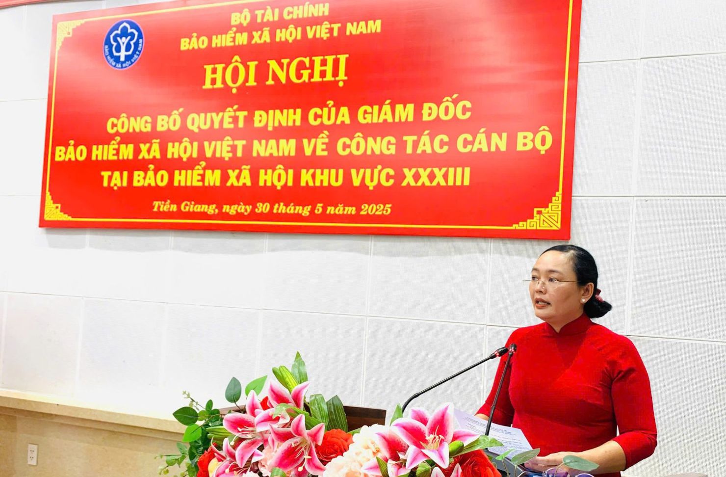 Bà Huỳnh Nguyễn Phương Oanh phát biểu nhận nhiệm vụ