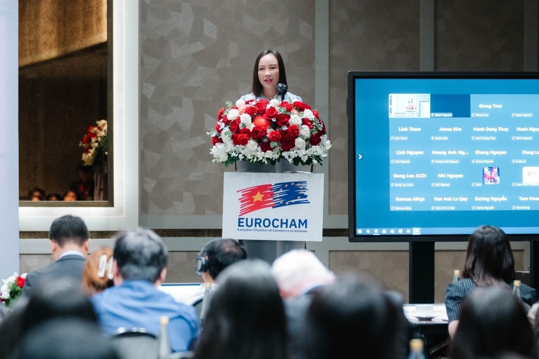 Bà Nguyễn Thị Quyên - Phó Cục trưởng Cục Việc làm, Bộ Nội vụ chia sẻ về những cập nhật mới trong dự thảo về việc cấp giấy phép lao động