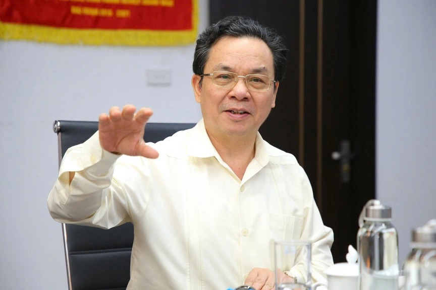 TS. Hoàng Văn Cường.