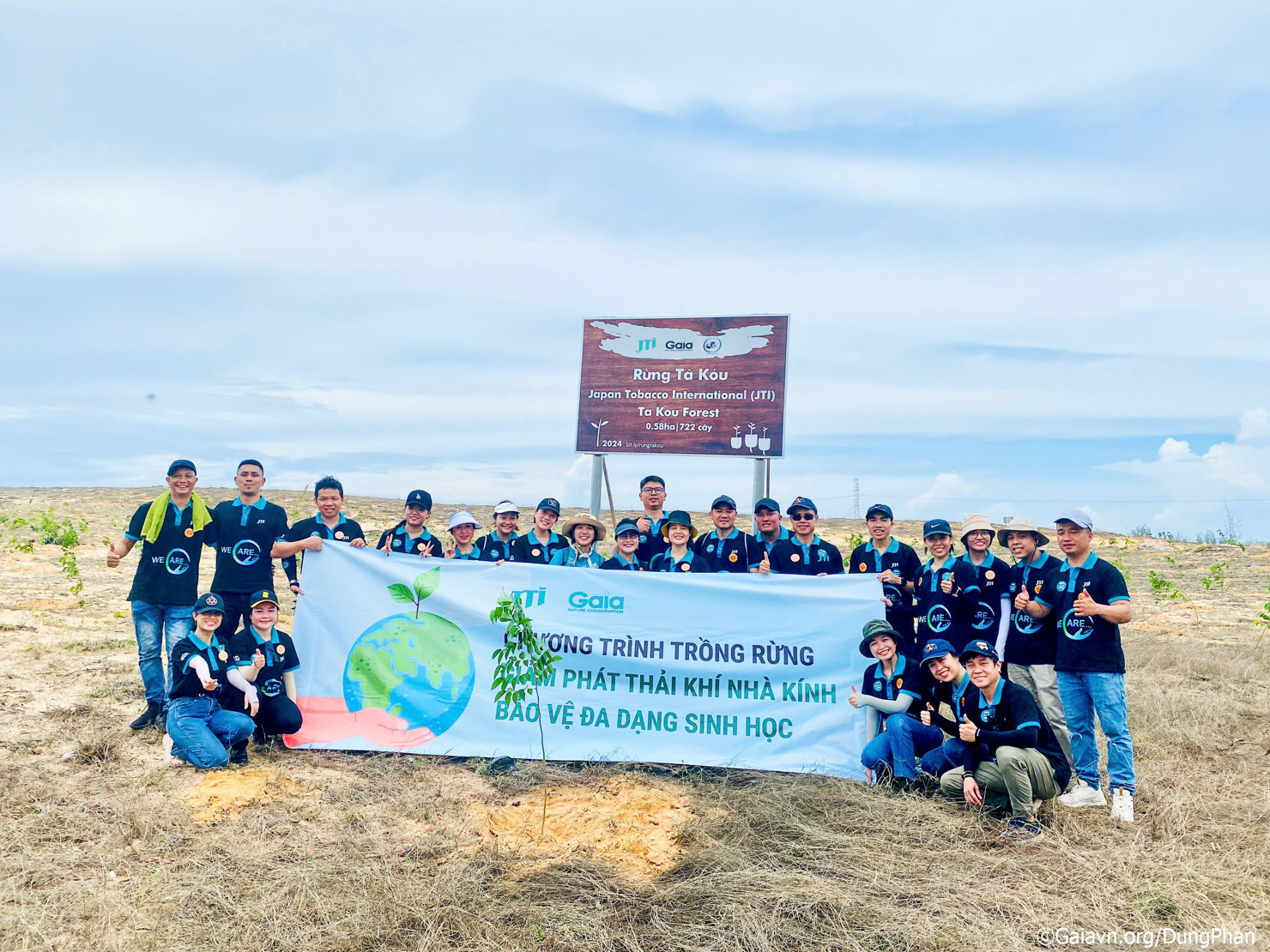 Ngay từ năm 2024, JTI Vietnam đã bắt đầu đồng hành cùng Gaia trong các hoạt động trồng rừng và bảo tồn thiên nhiên.
