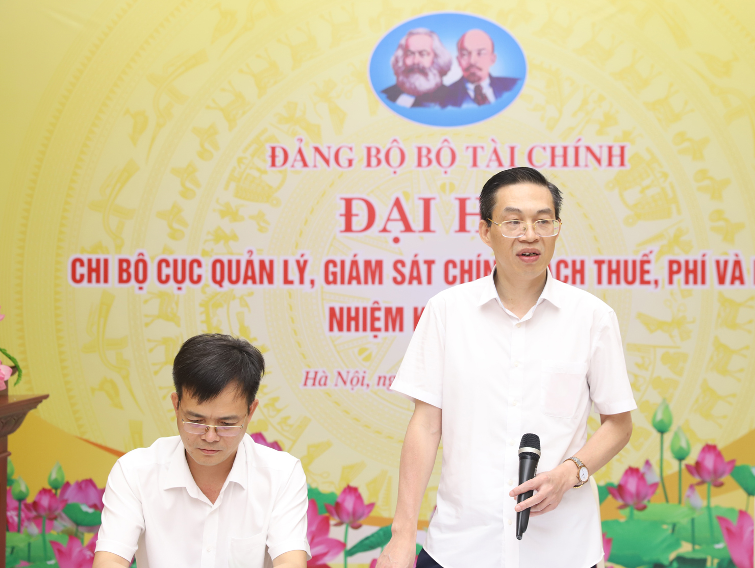 Đồng ch&iacute; Nguyễn Quốc Hưng &ndash; B&iacute; thư Chi bộ ph&aacute;t biểu tại Đại hội. Ảnh: Gia H&acirc;n