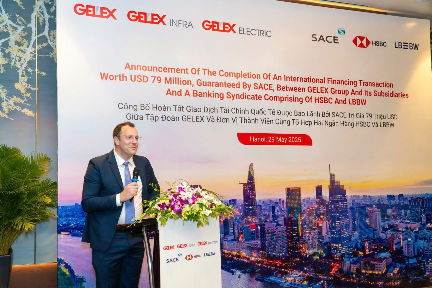 Ông Stefan Rethmeier, Giám đốc bộ phận Khách hàng Doanh nghiệp và Tín dụng Xuất khẩu LBBW Singapore phát biểu tại Lễ Công bố. 