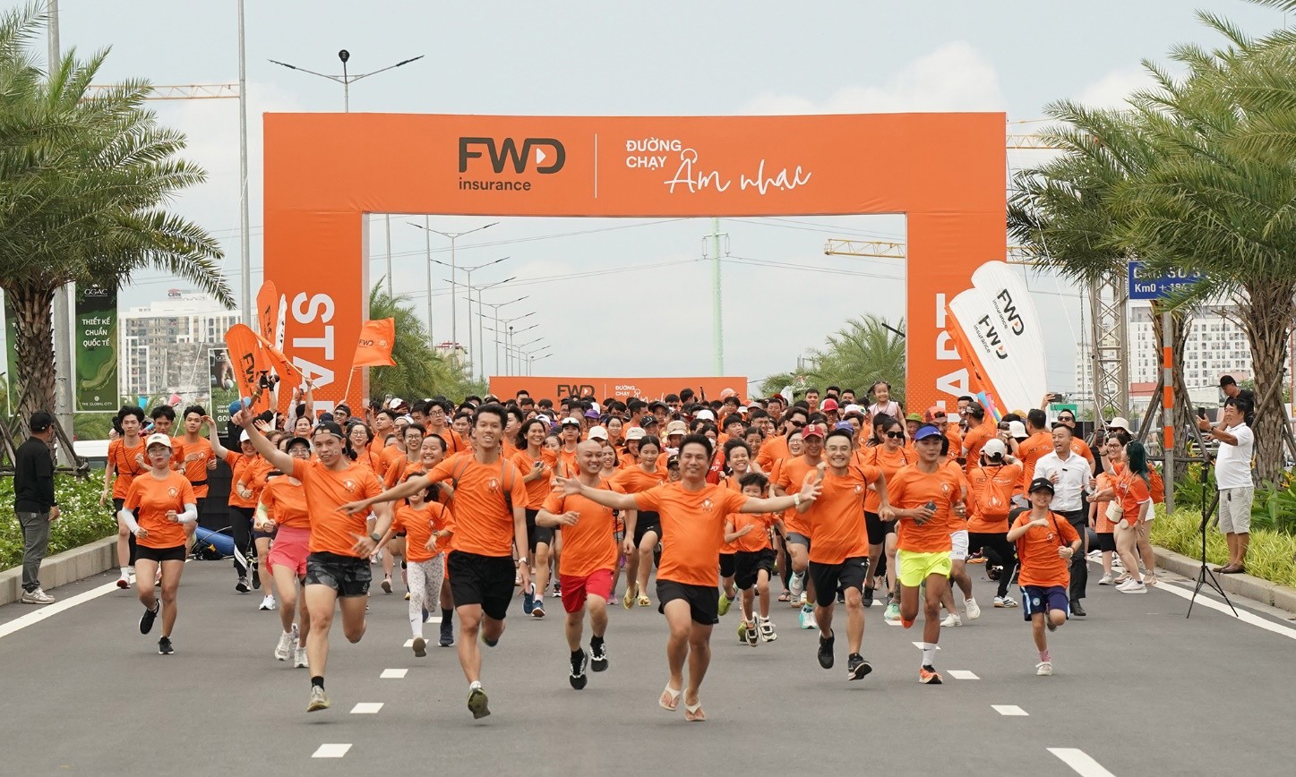 “FWD Đường chạy âm nhạc” - đường chạy 5 km lan tỏa tinh thần sống đầy.