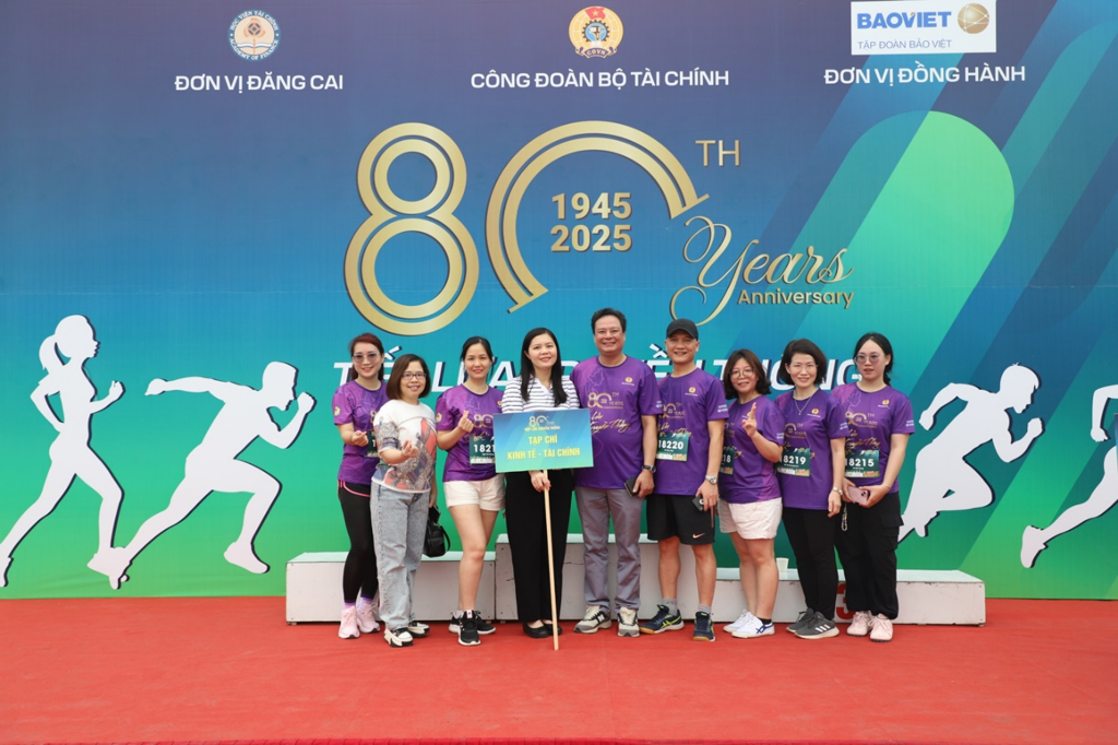 Công đoàn Bộ Tài chính yêu cầu các đơn vị, địa phương đẩy mạnh các hoạt động văn nghệ, thể thao hướng tới kỷ niệm 80 năm ngành Tài chính.