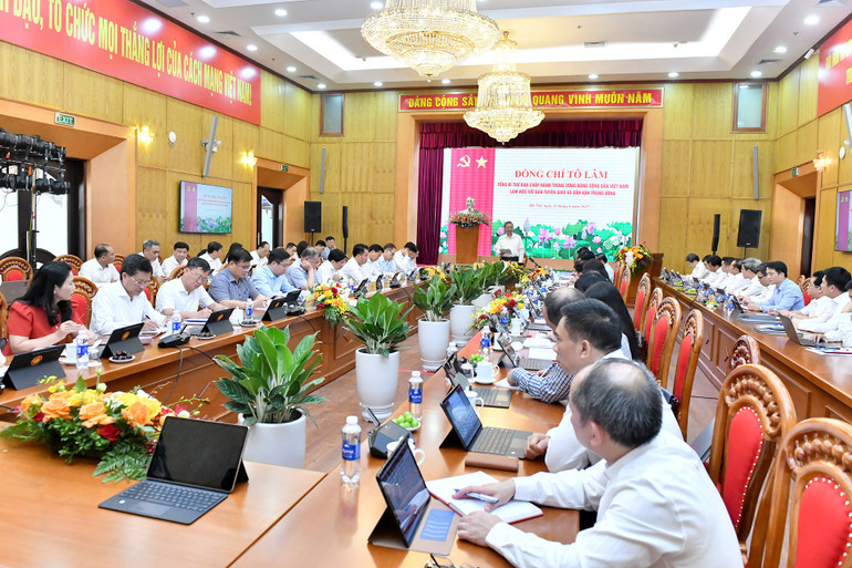 Tổng Bí thư Tô Lâm chủ trì làm việc với Ban Tuyên giáo và Dân vận Trung ương. (Ảnh Đăng Khoa). 