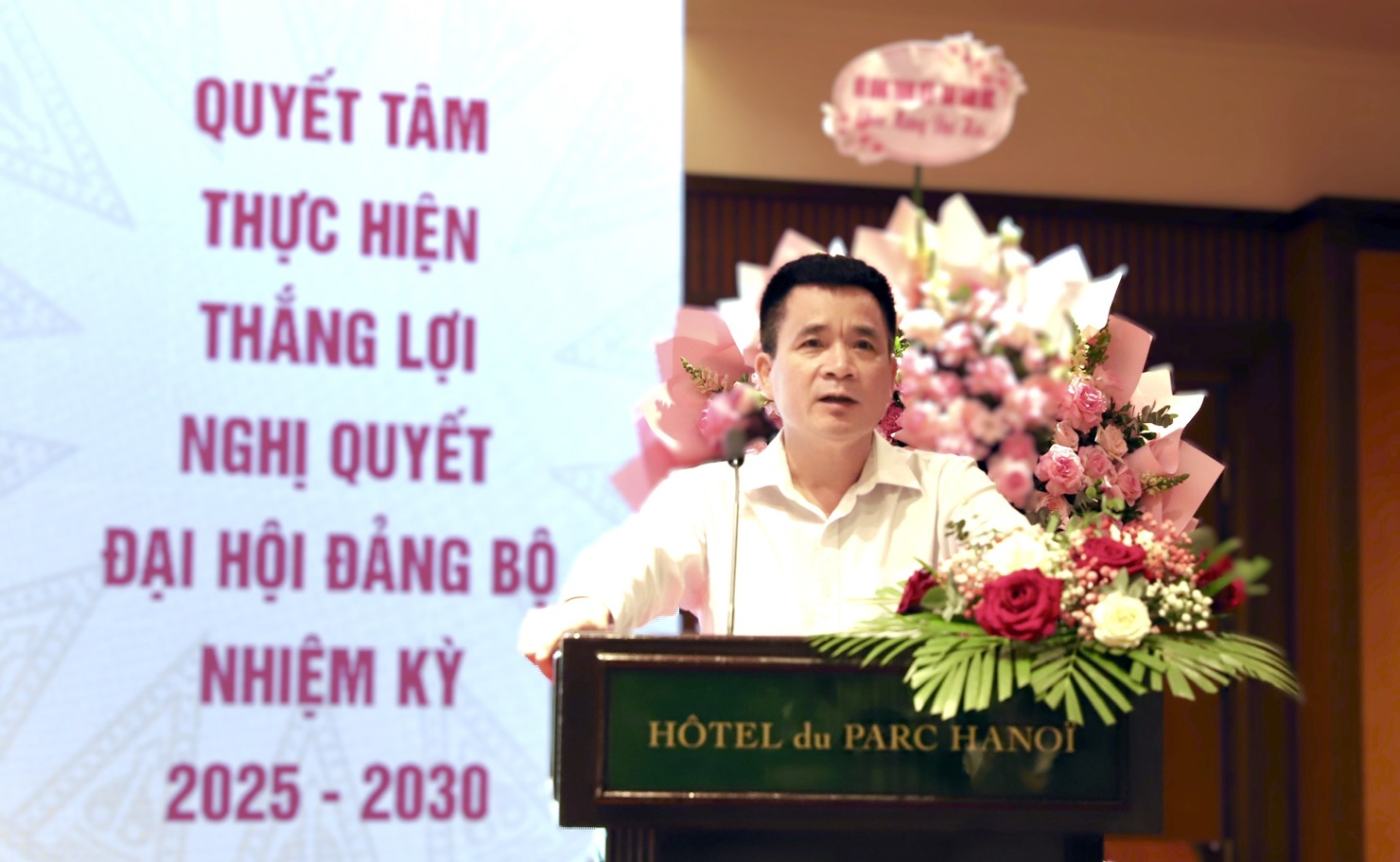 Đồng chí Trương Hùng Sơn – Ủy viên Ban Chấp hành, Phó Chủ nhiệm Ủy ban Kiểm tra Đảng ủy Bộ Tài chính phát biểu chỉ đạo Đại hội.