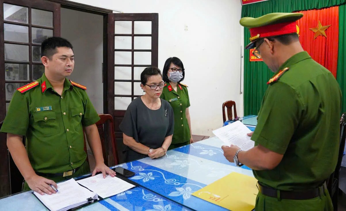 Công an khởi tố bị can Trần Thị Phước, chủ cơ sở Gia Cát