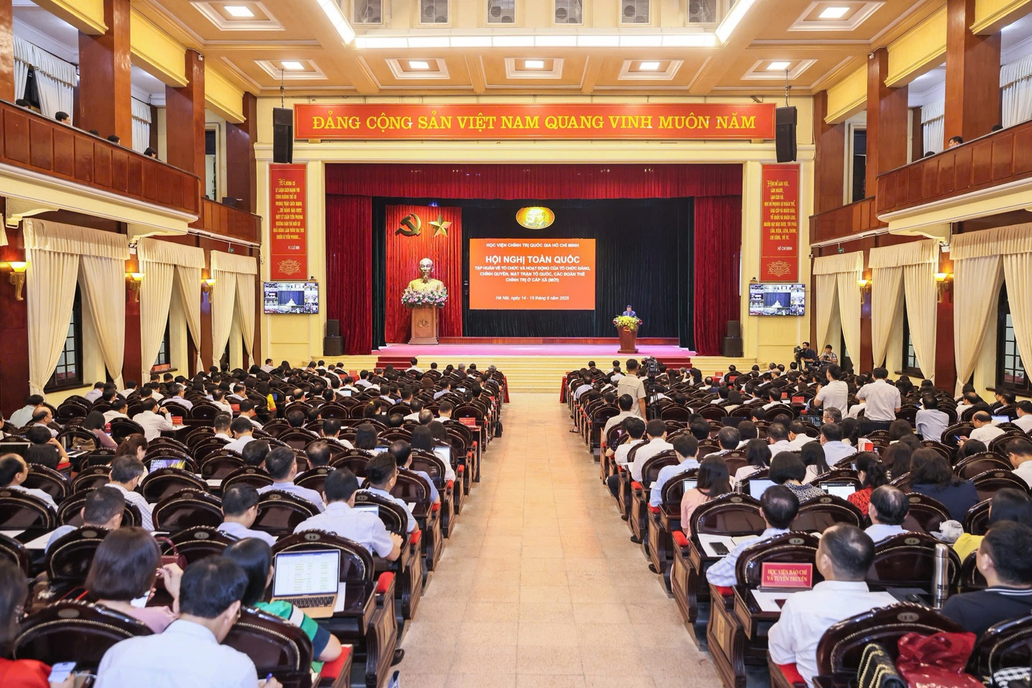 Các đại biểu dự Hội nghị tại điểm cầu Trung ương.