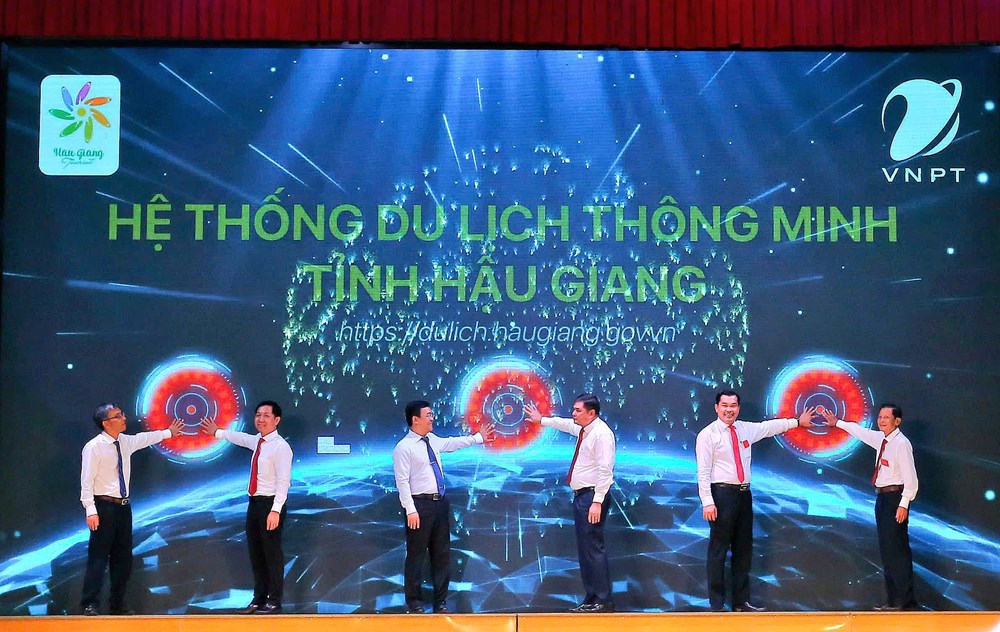 Ra mắt Hệ thống Du lịch thông minh tỉnh Hậu Giang.