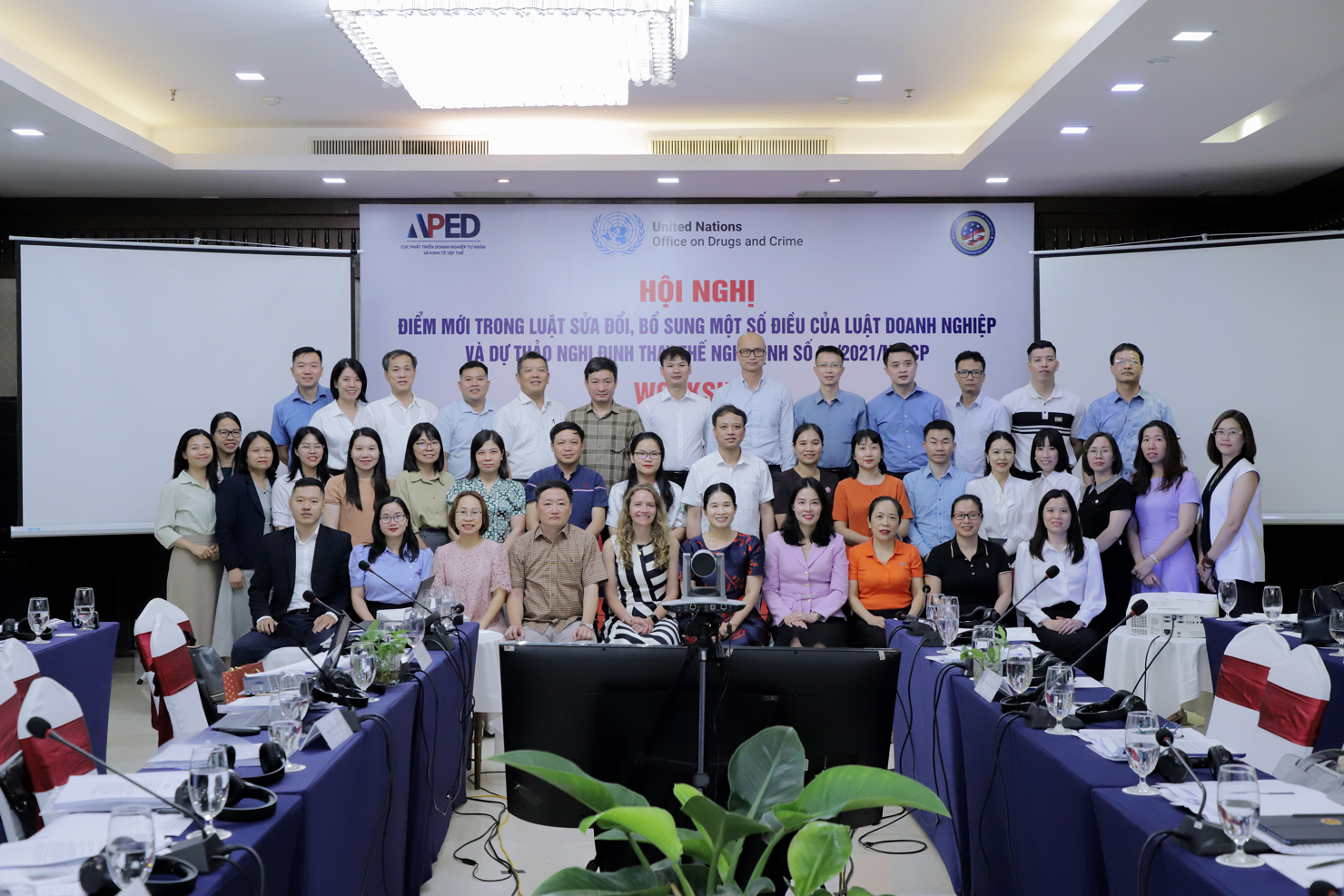 Các đại biểu tham dự Hội nghị.