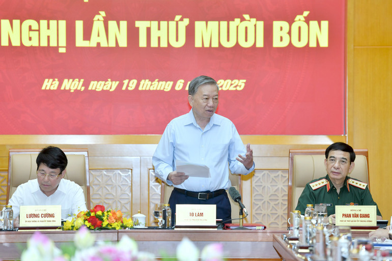 Tổng Bí thư Tô Lâm phát biểu kết luận hội nghị. (Ảnh: ĐĂNG KHOA). 