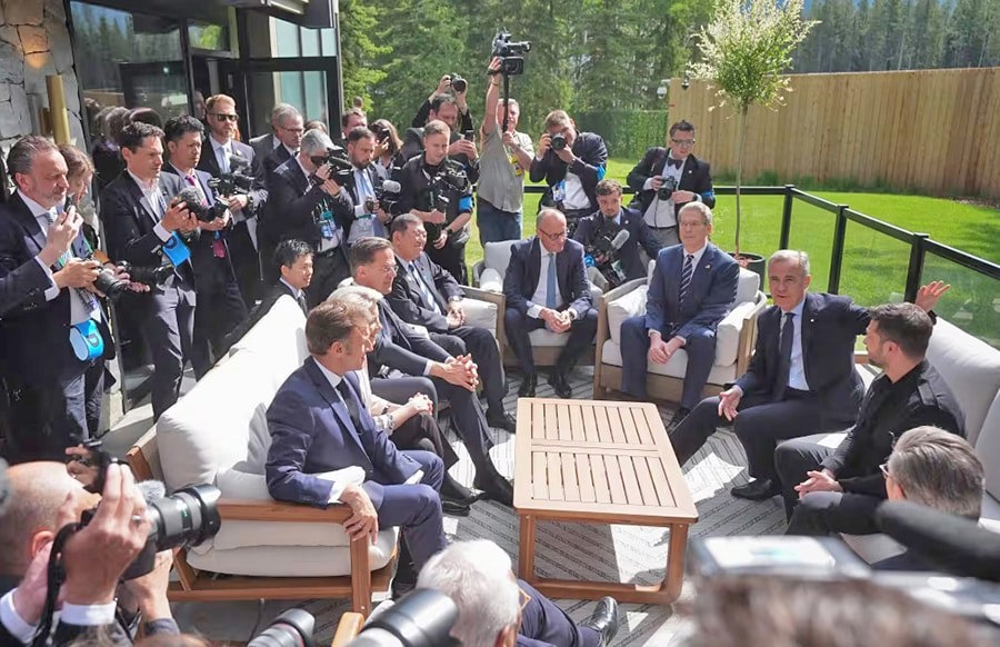Các nhà lãnh đạo G7 tại Hội nghị Thượng đỉnh ở Canada. Ảnh: Canada Press 