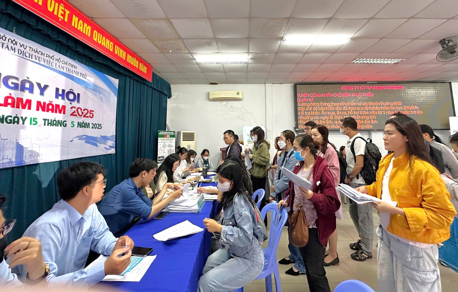 Kết nối người lao động và DN tại Trung tâm Dịch vụ việc làm Thành phố