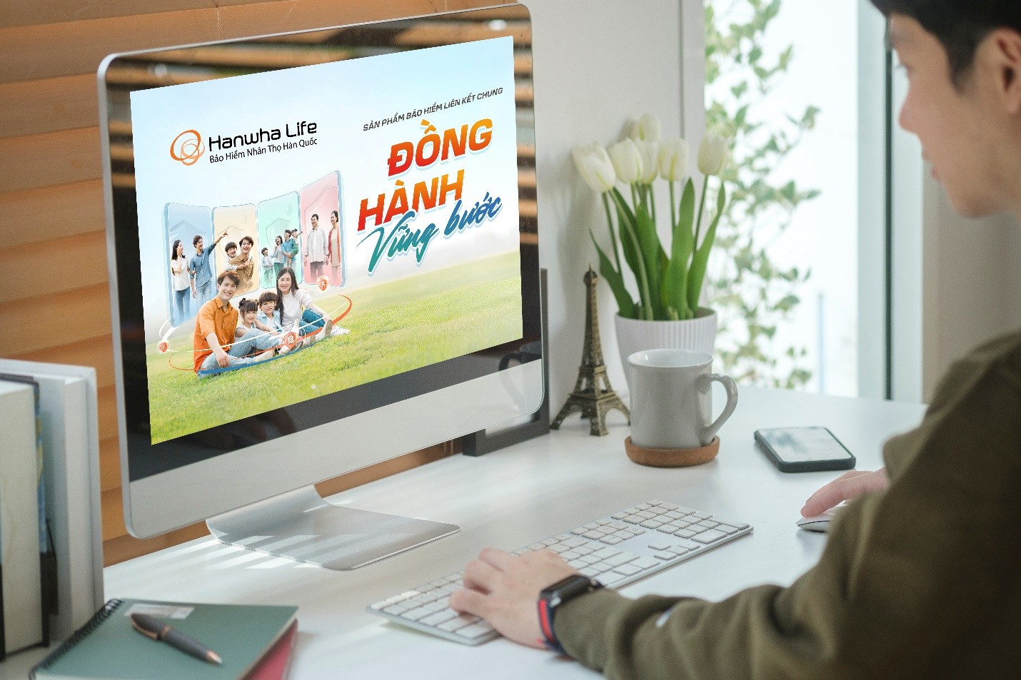 Bảo hiểm Hanwha Life “đồng hành vững bước” hướng đến bảo vệ trọn vẹn và đồng hành dài lâu cùng khách hàng.