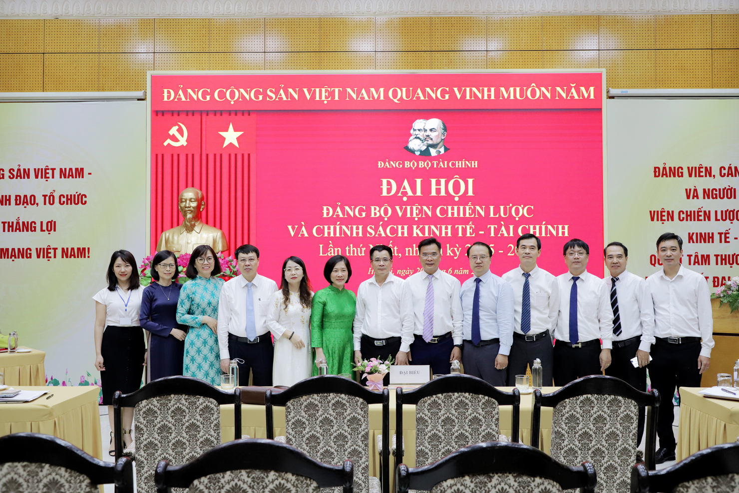  Đảng bộ Viện Chiến lược và Chính sách Kinh tế - Tài chính long trọng tổ chức Đại hội lần thứ I, nhiệm kỳ 2025 – 2030 thành công tốt đẹp.