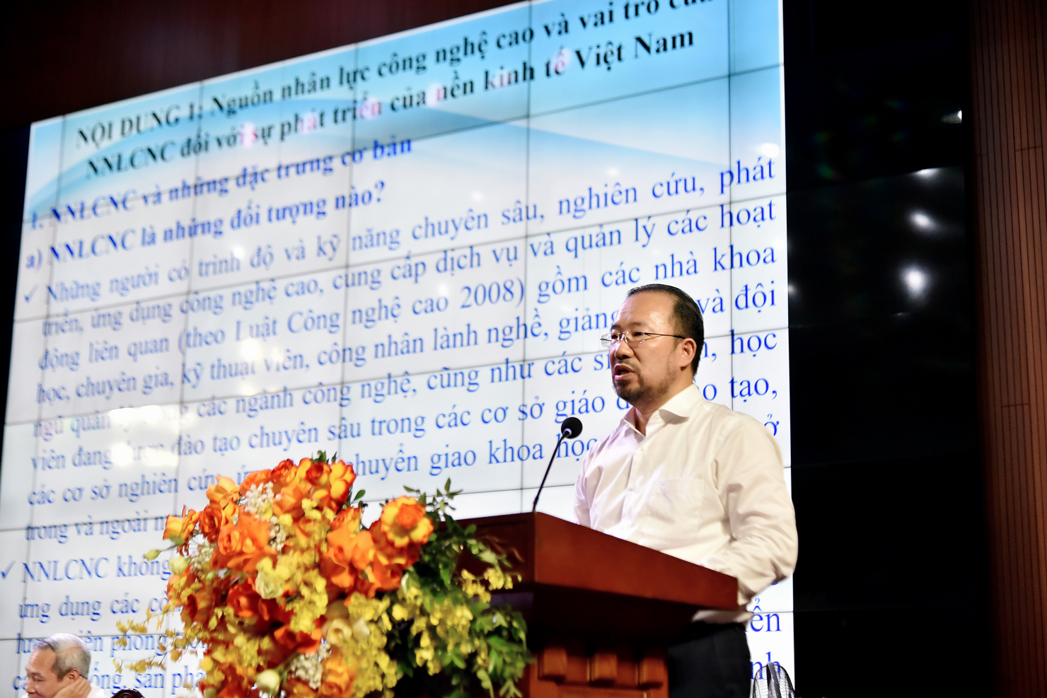 Ths. Phạm Mạnh Thùy đề xuất nâng cao chất lượng nguồn nhân lực công nghệ cao.
