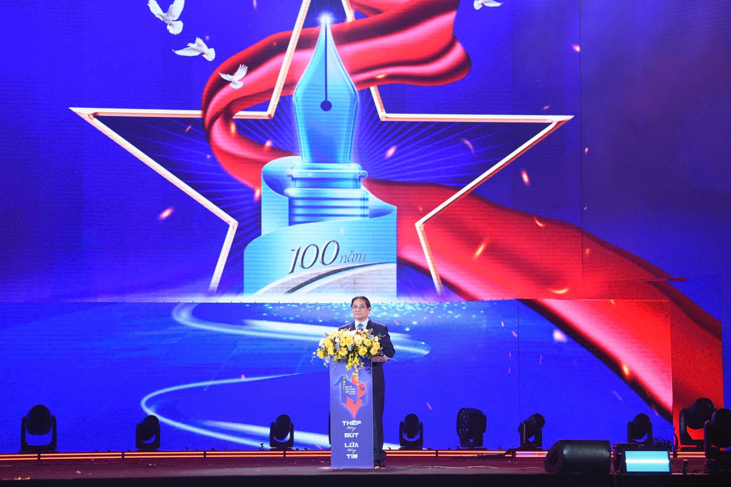 Thủ tướng Ch&iacute;nh phủ Phạm Minh Ch&iacute;nh ph&aacute;t biểu tại Lễ trao giải. Ảnh: Nhật Bắc