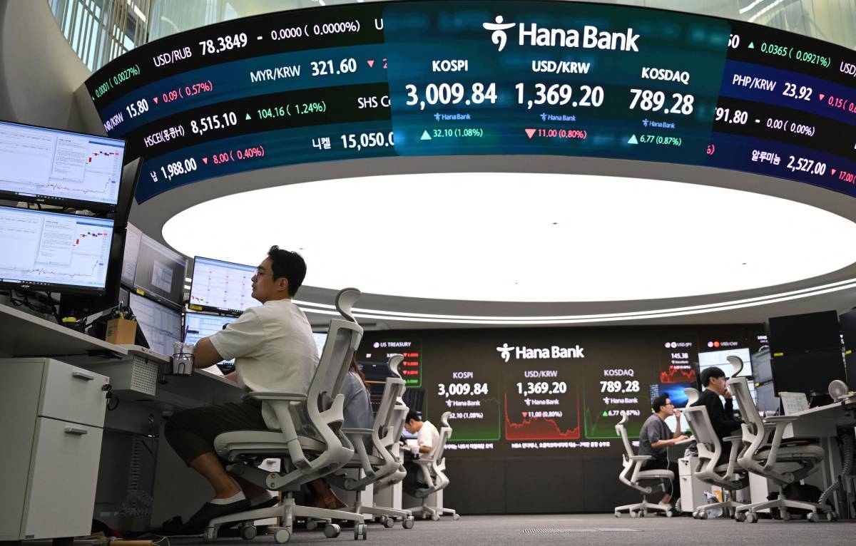 Các tín hiệu kinh tế tích cực trong khu vực cũng góp phần hỗ trợ đà phục hồi của thị trường. Ảnh Internet