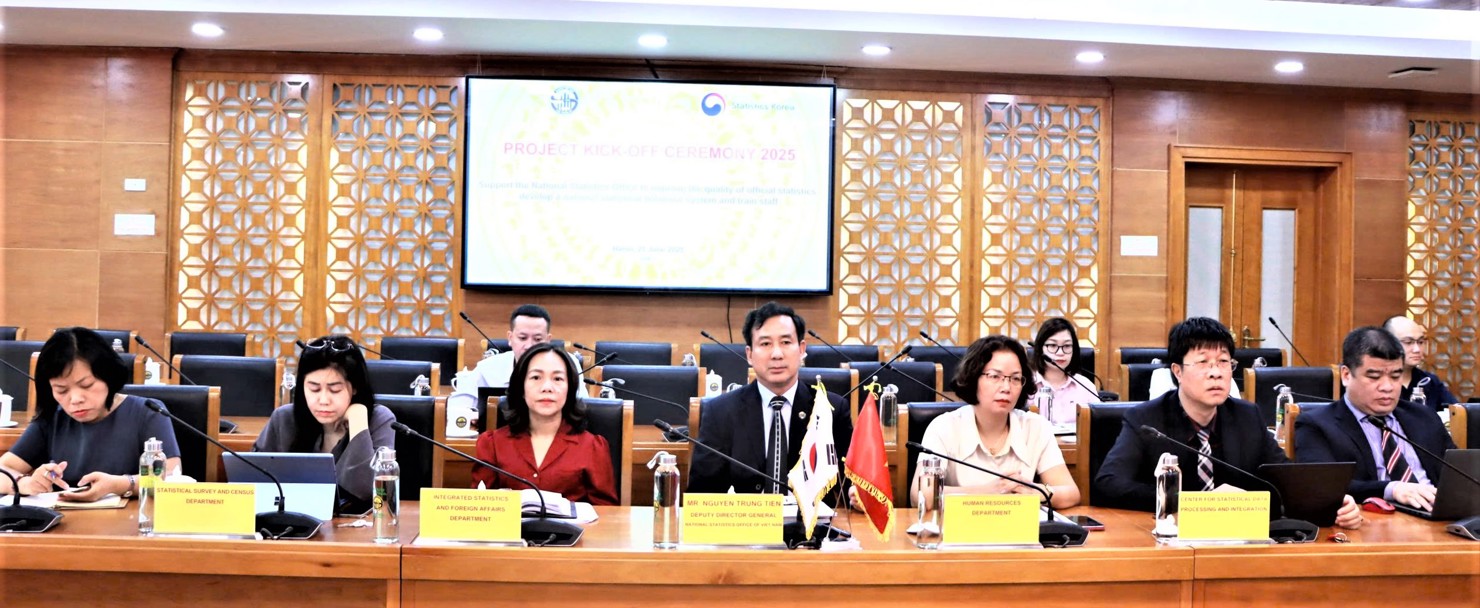 Đoàn Cuc Thống kê Việt Nam tại Lễ khởi động Dự án