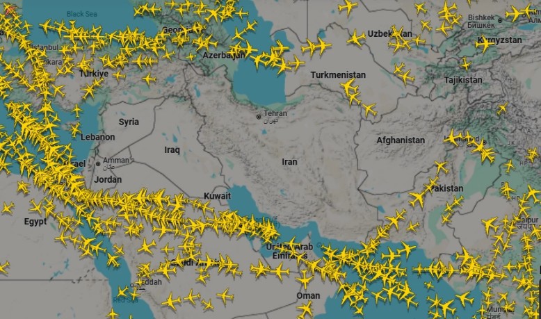 Không phận tại khu vực xung đột bị đóng cửa (ảnh từ Flightradar24).