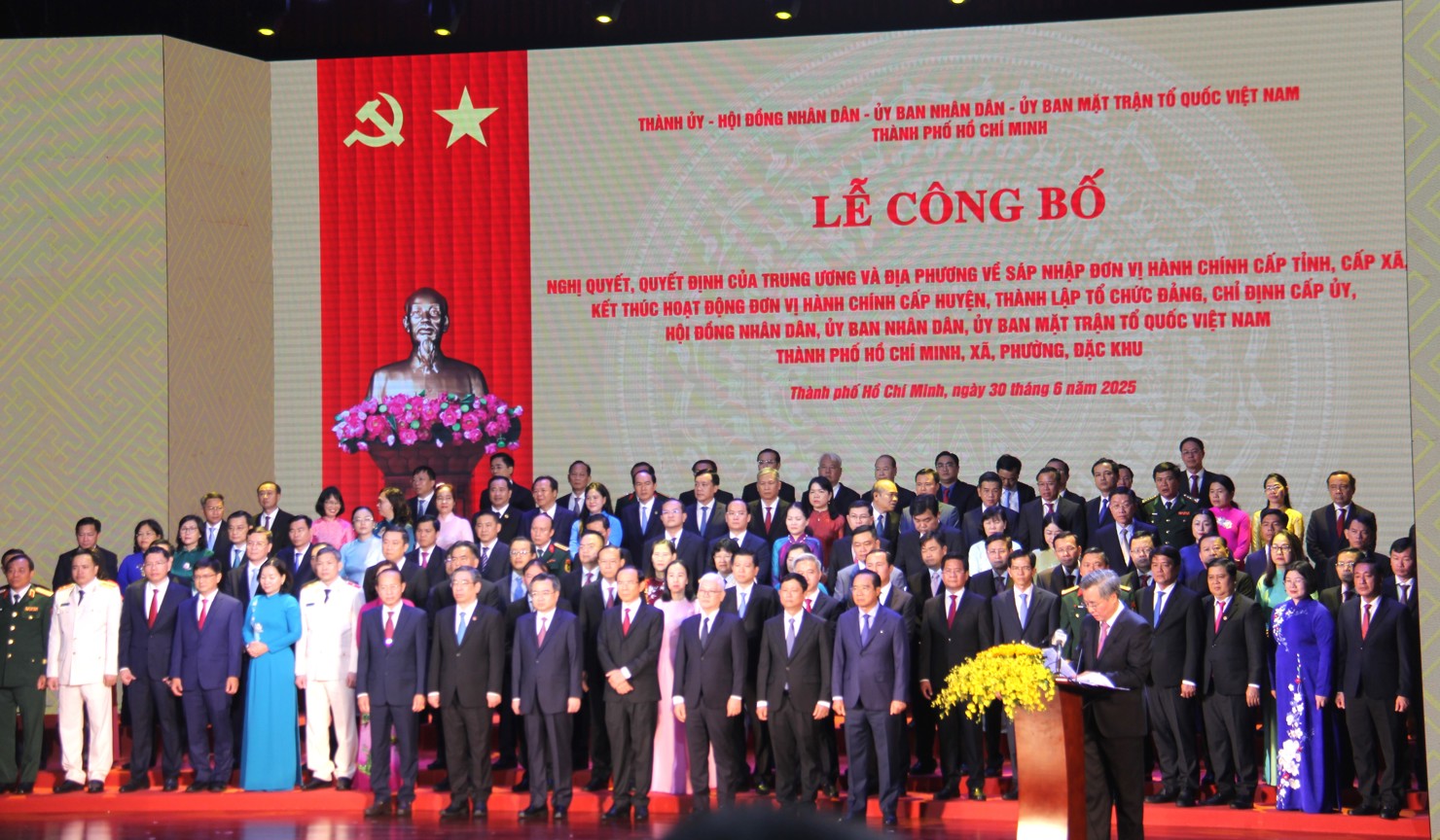 Ban Chấp h&agrave;nh Đảng bộ TP. Hồ Ch&iacute; Minh (mới) nhiệm kỳ 2020 - 2025 gồm 107 người