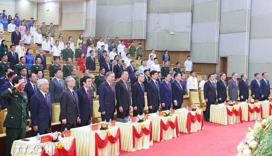 Tổng Bí thư Tô Lâm cùng các đồng chí lãnh đạo, nguyên lãnh đạo Đảng Nhà nước dự Lễ kỷ niệm. Ảnh: Thống Nhất/TTXVN. 