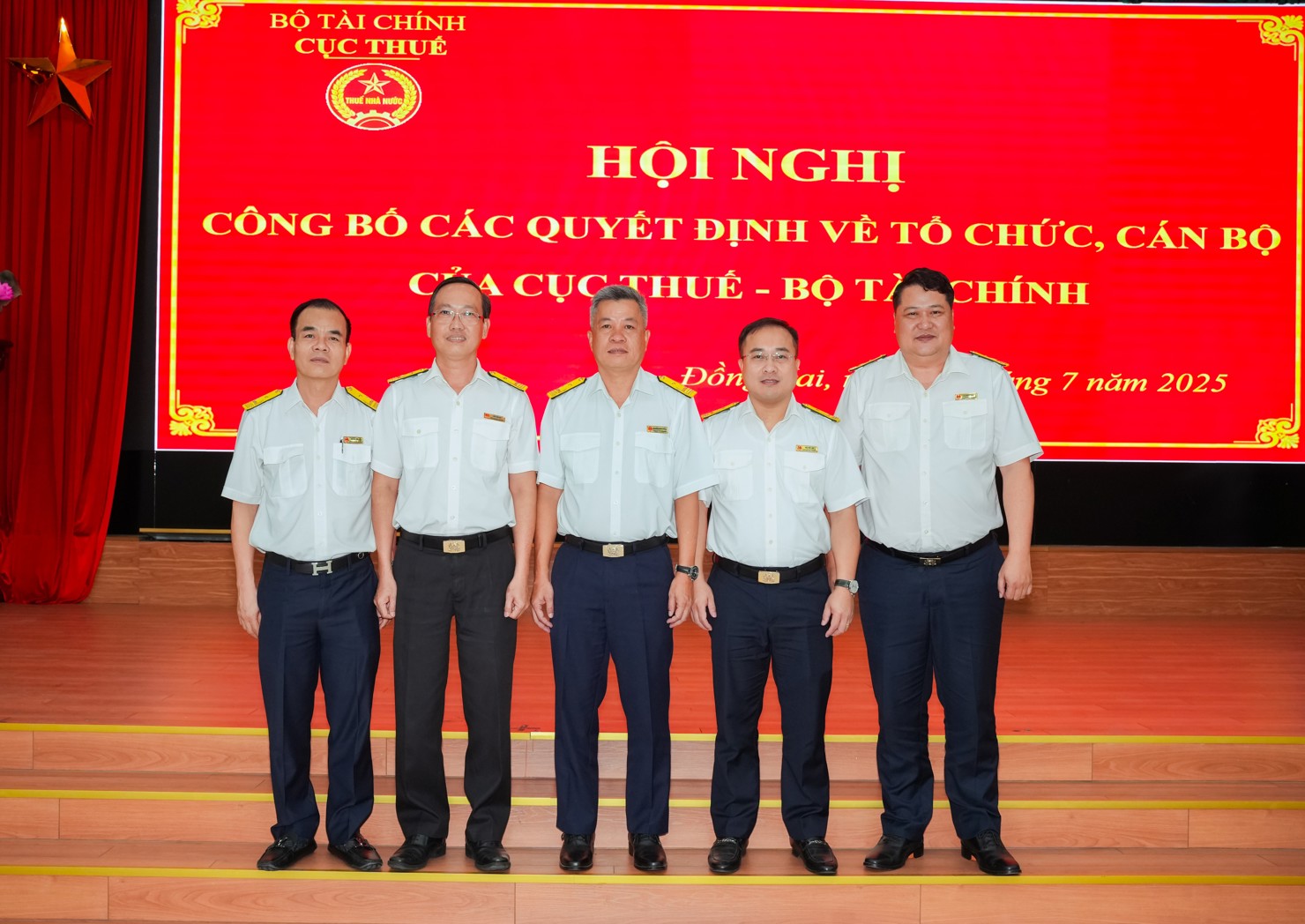 Ban lãnh đạo chủ chốt của Thuế tỉnh Đồng Nai. Ảnh: Đức Mỹ