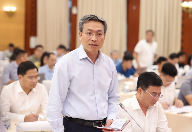 Thiếu tướng Nguyễn Quốc Toản - Chánh Văn phòng, Người phát ngôn Bộ Công an thông tin tại buổi Họp báo.