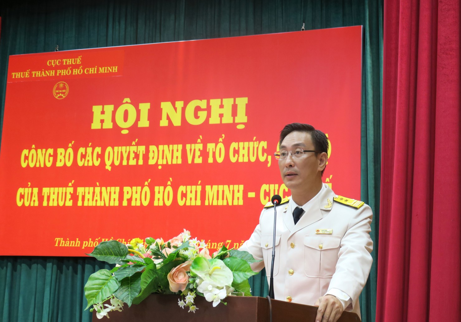 &Ocirc;ng Đo&agrave;n Minh Dũng, t&acirc;n Trưởng Thuế TP. Hồ Ch&iacute; Minh ph&aacute;t biểu tại hội nghị. Ảnh: Đức Mỹ