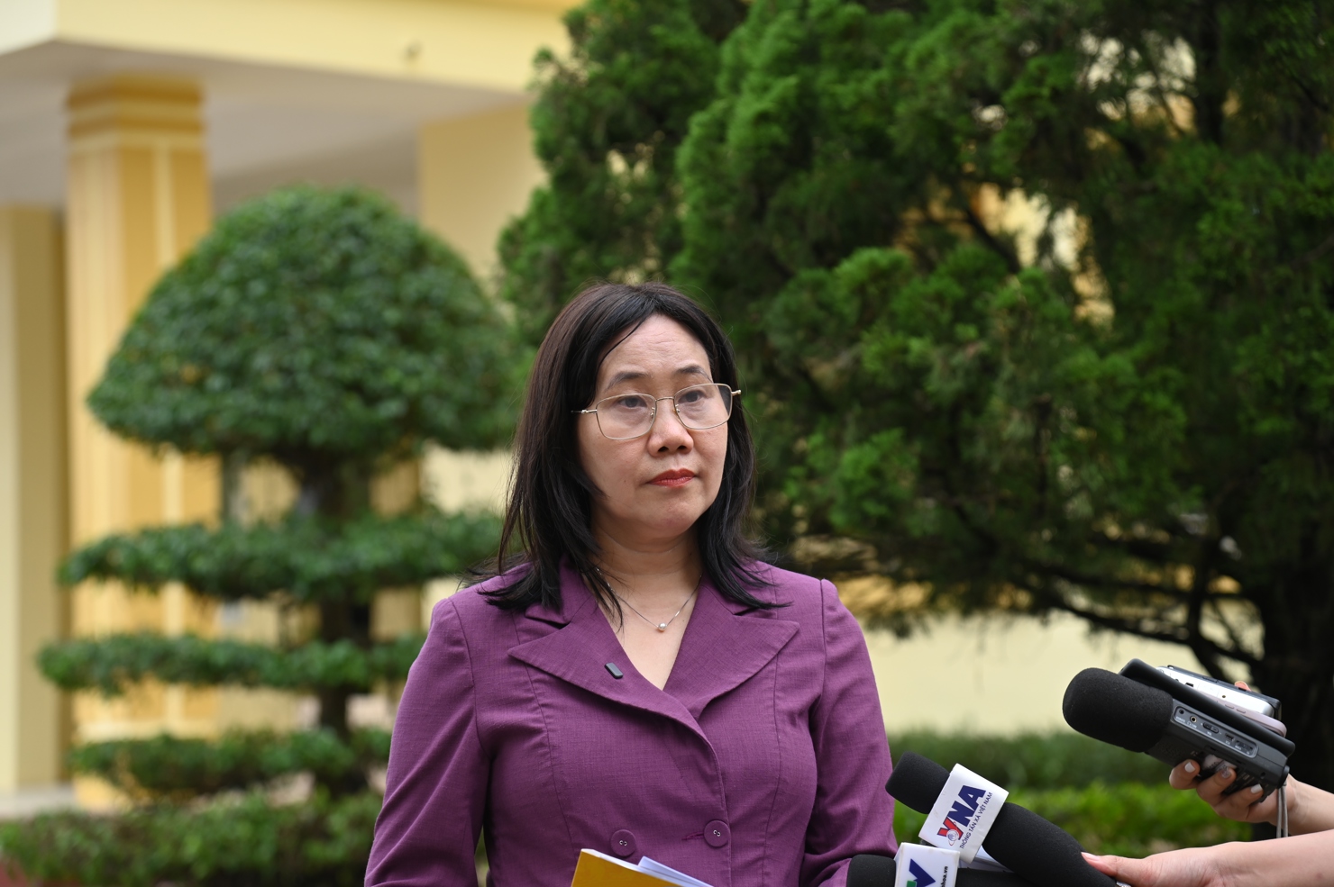 Cục trưởng Cục Thống k&ecirc; Nguyễn Thị Hương trả lời phỏng vấn trong Lễ ra qu&acirc;n TĐTNN 2025
