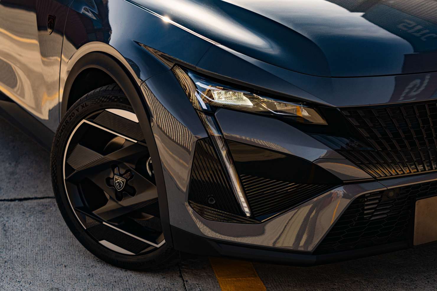 Peugeot 408 Legend Edition ra mắt tại Việt Nam: Dấu ấn 215 năm của thương hiệu Peugeot - Ảnh 7