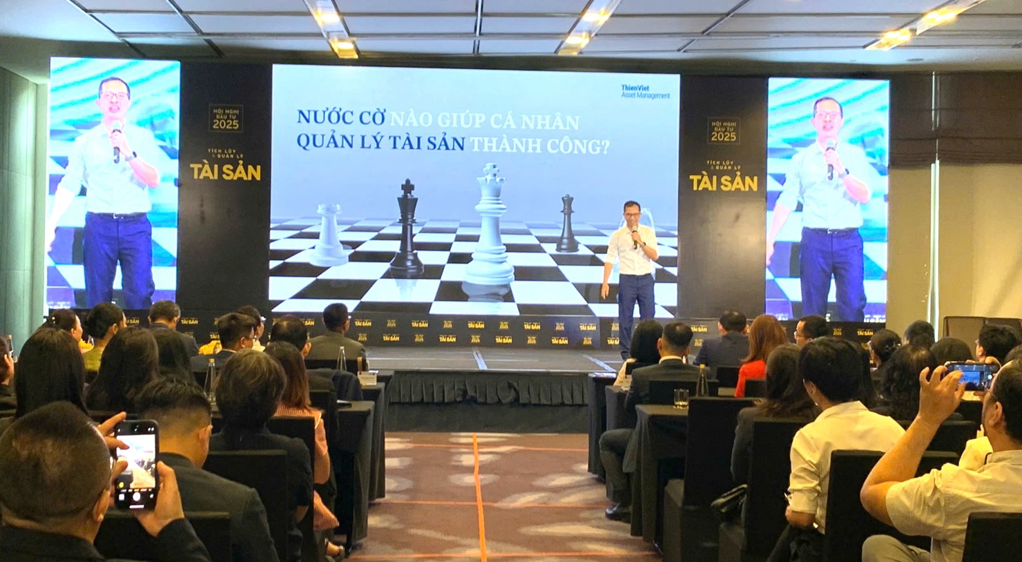 Ông Trần Vinh Quang, Tổng Giám đốc Công ty Quản lý Quỹ Thiên Việt (TVAM) chia sẻ tại hội nghị. Ảnh: T.D