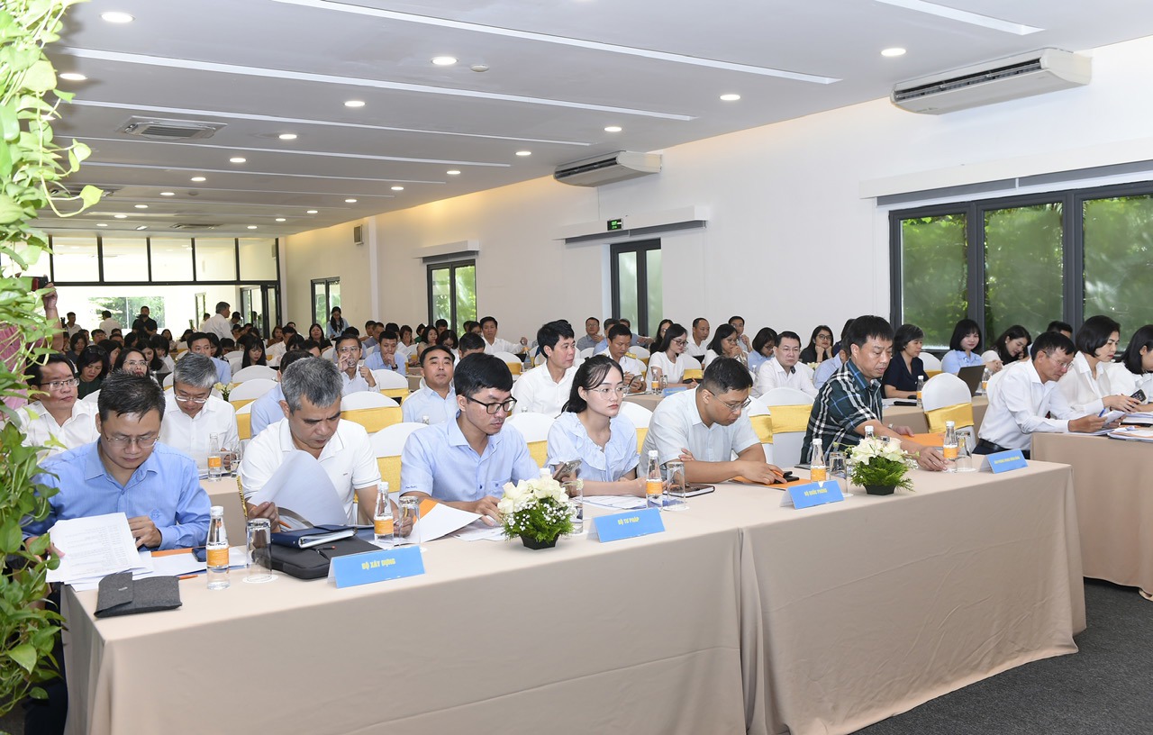 Các đại biểu tham dự Hội thảo.