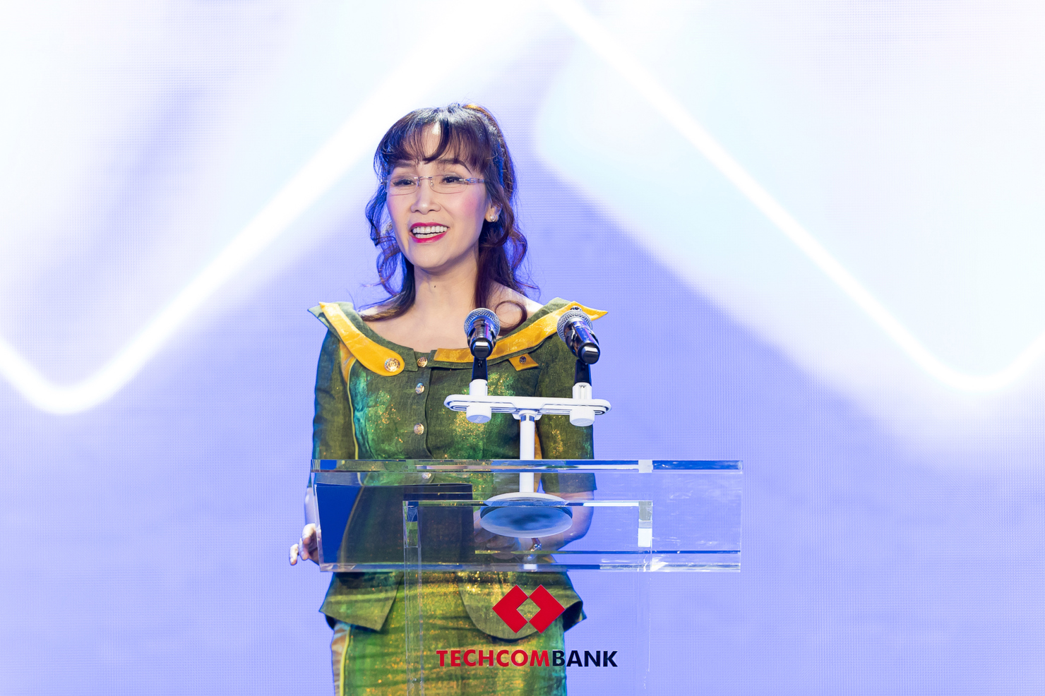 Bà Nguyễn Thị Phương Thảo – Chủ tịch HĐQT Vietjet Air bày tỏ quan điểm từ góc nhìn doanh nghiệp tư nhân.