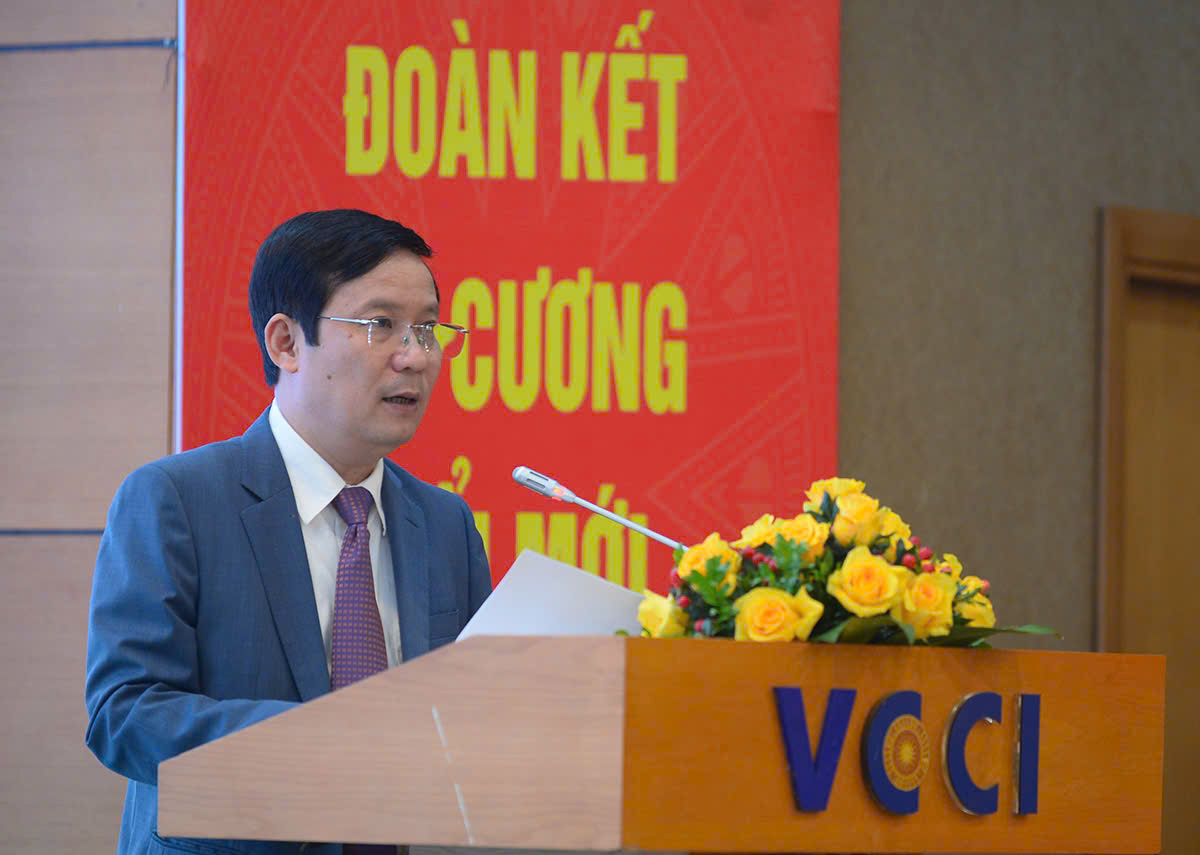 &Ocirc;ng Phạm Tấn C&ocirc;ng - Chủ tịch Li&ecirc;n đo&agrave;n Thương mại v&agrave; C&ocirc;ng nghiệp Việt Nam (VCCI).