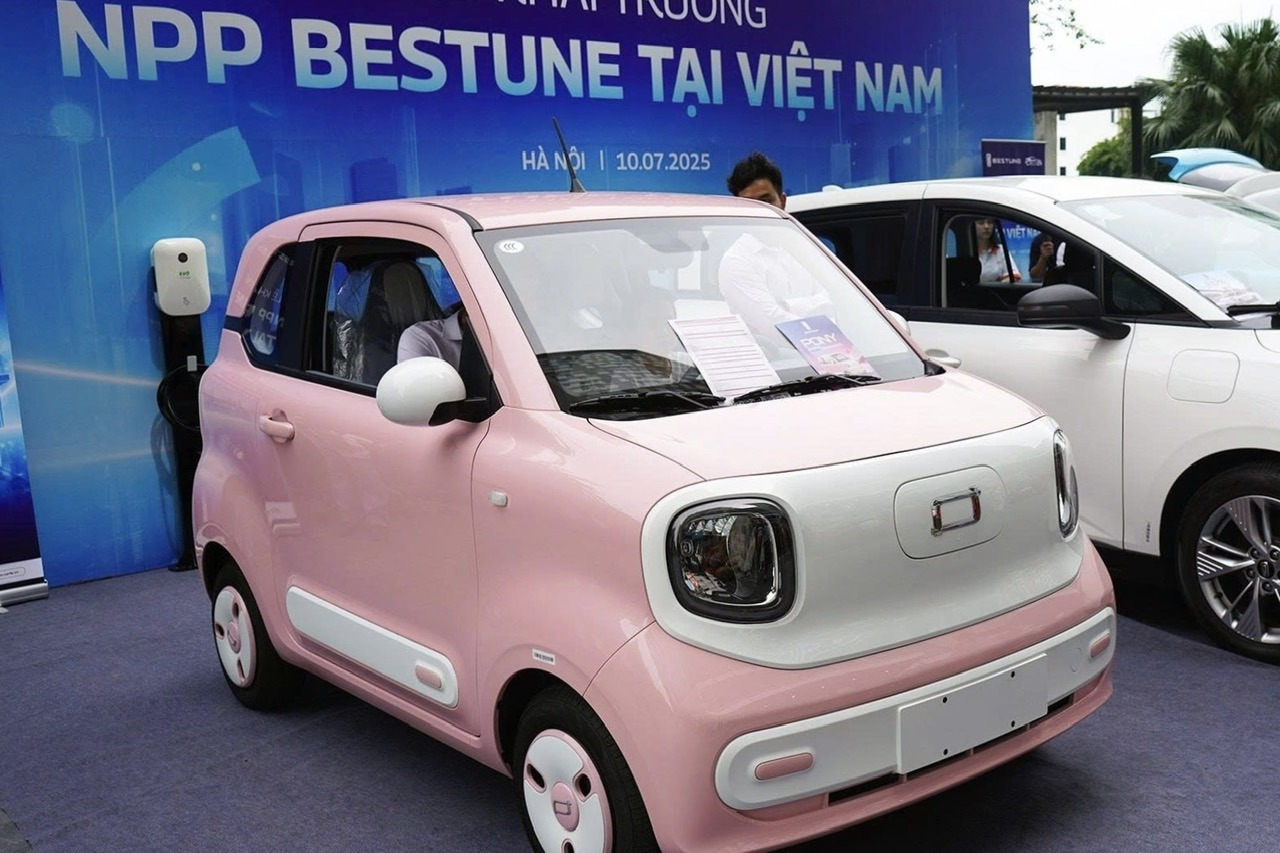 Bestune Xiaoma, mẫu ô tô điện mini sẽ thay thế xe máy? - Ảnh 1