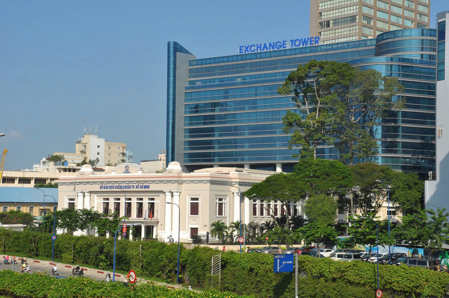 Trụ sở hiện đại của Sở bongdaso dữ liệu dịch Chứng khoán TP. Hồ Chí Minh.