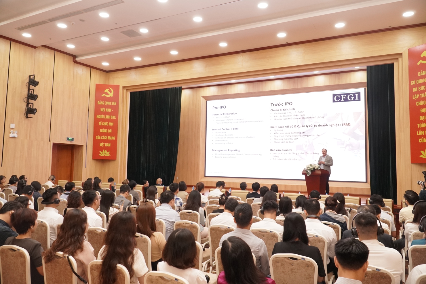 To&agrave;n cảnh Hội nghị.