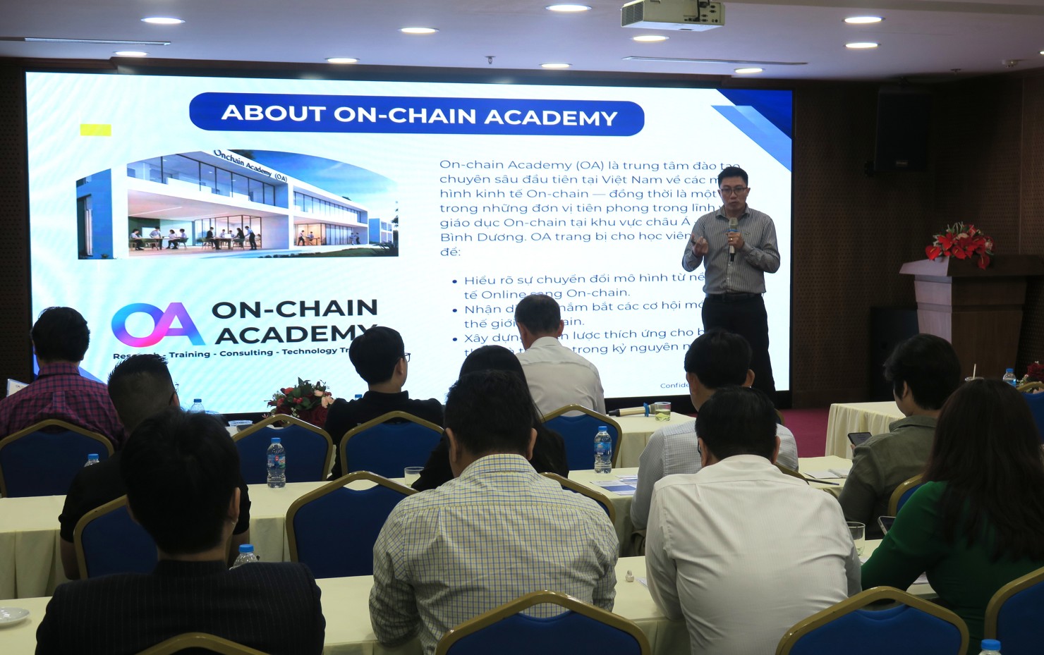 Theo TS Tony Trần, Gi&aacute;m đốc Nghi&ecirc;n cứu kinh tế on-chain tại Onchain Academy (OA), Việt Nam hiện nằm trong top 5 thế giới về sở hữu t&agrave;i sản m&atilde; h&oacute;a. Ảnh: Đức Mỹ